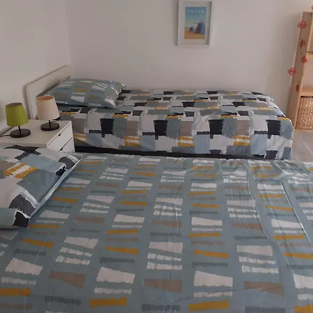 Cosy 100 M De La De Foncillon Apartment
